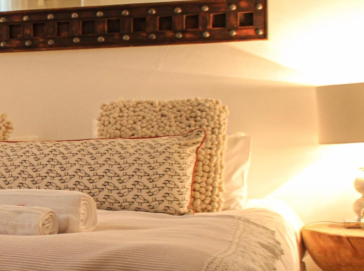 Alluring Self Catering 2 Bedroom Villa At Bokmakierie Villas Windhoek Exteriör bild
